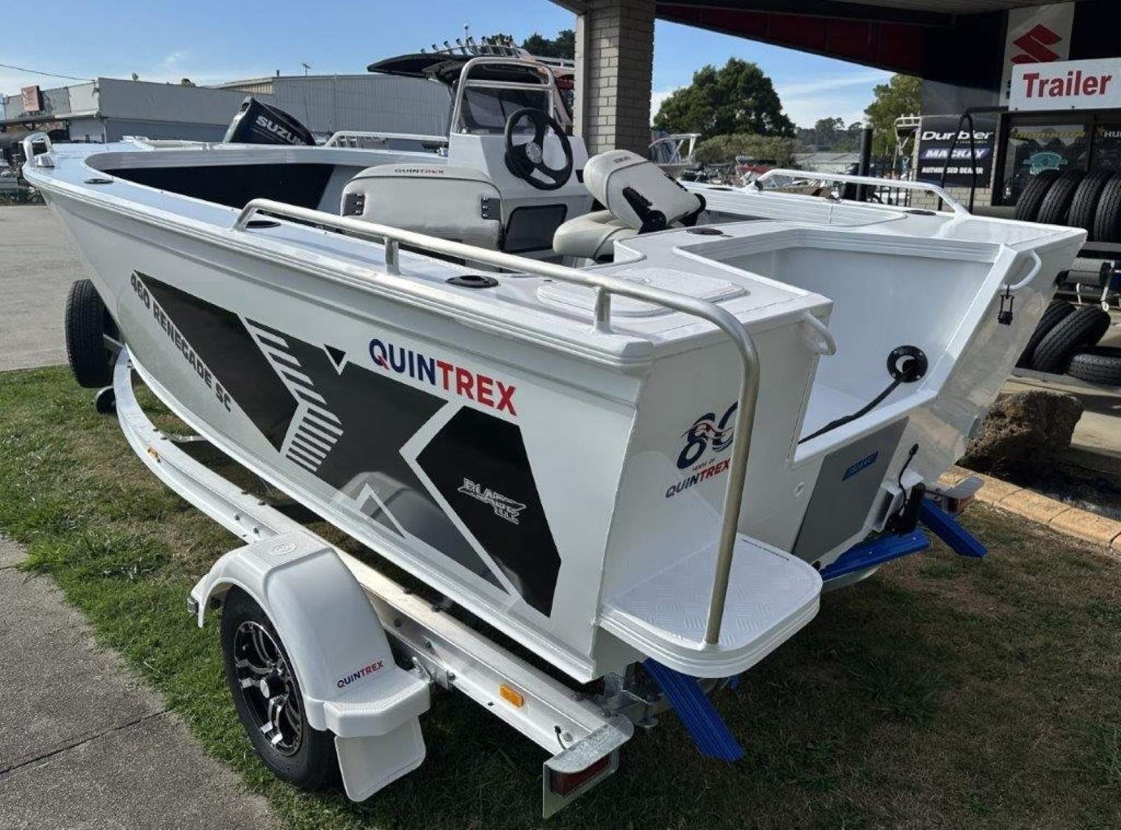 New Quintrex 460 Renegade Side Console