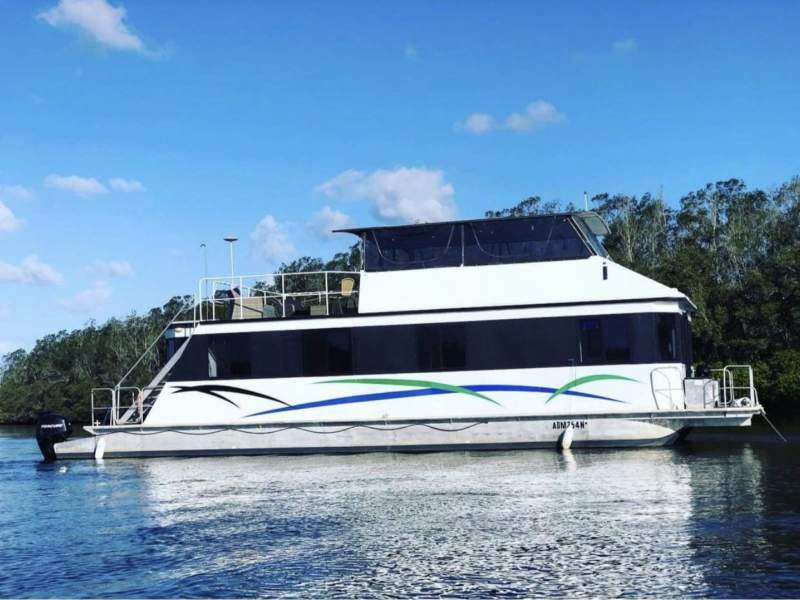 15.8 mtr Custom Houseboat