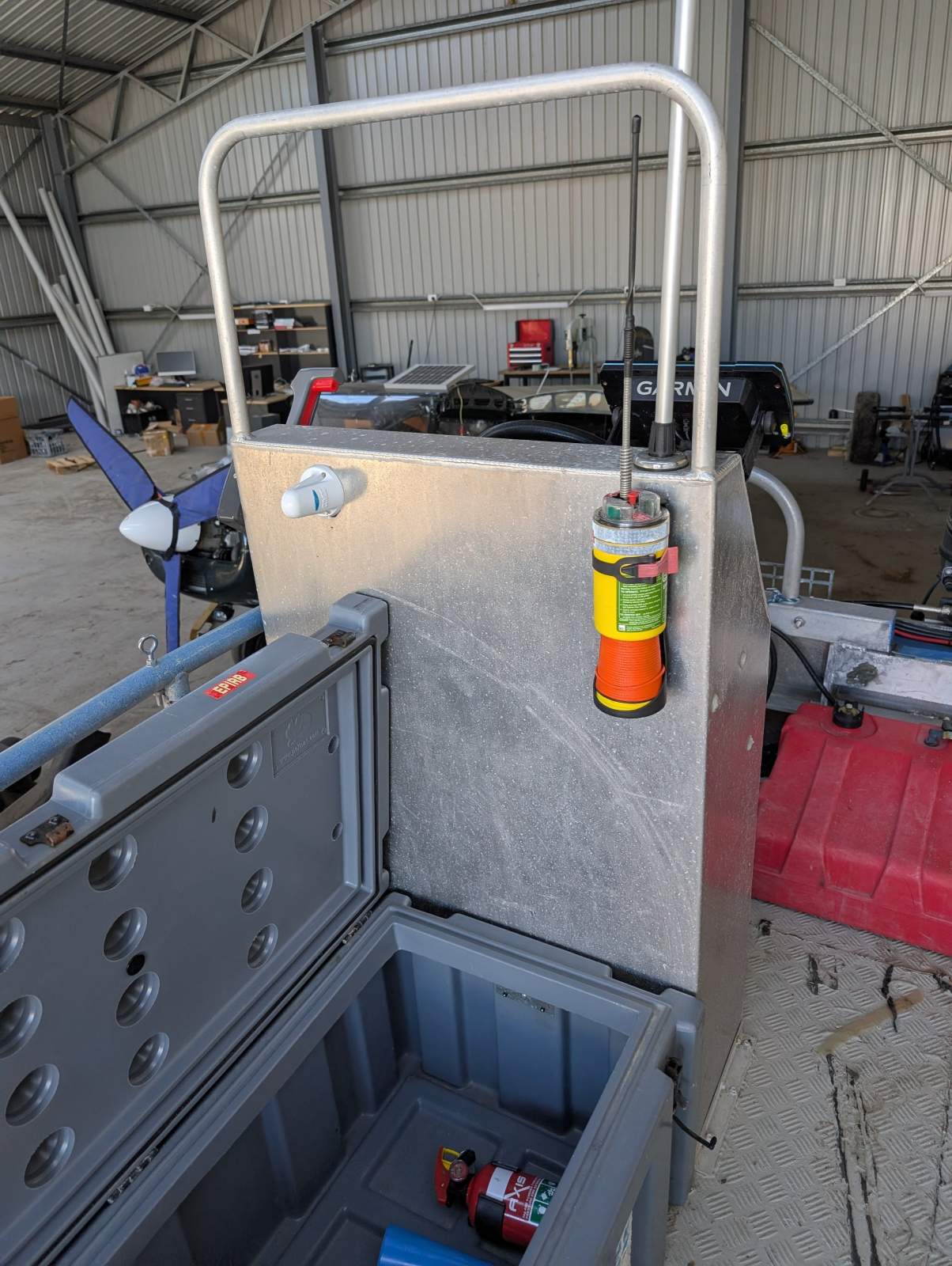 Custom 6m Commercial Punt