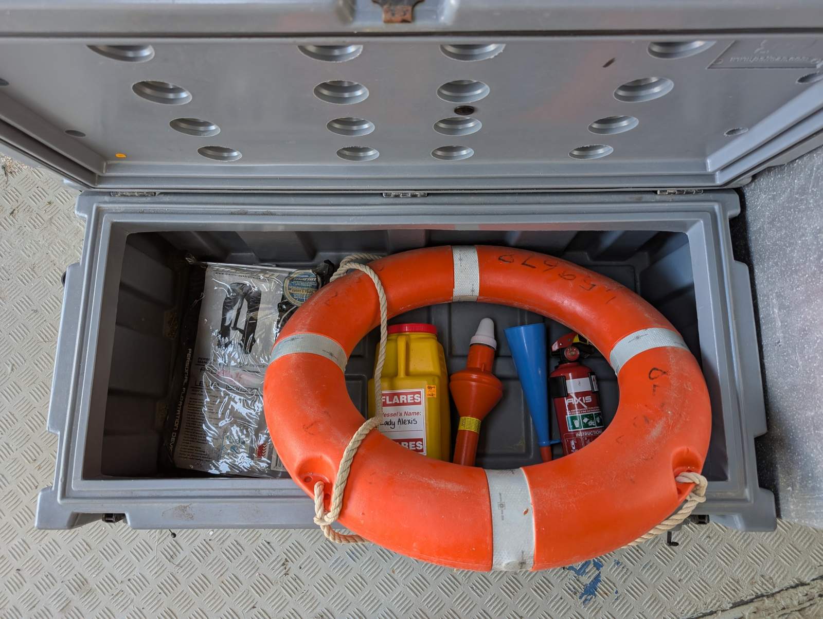 Custom 6m Commercial Punt