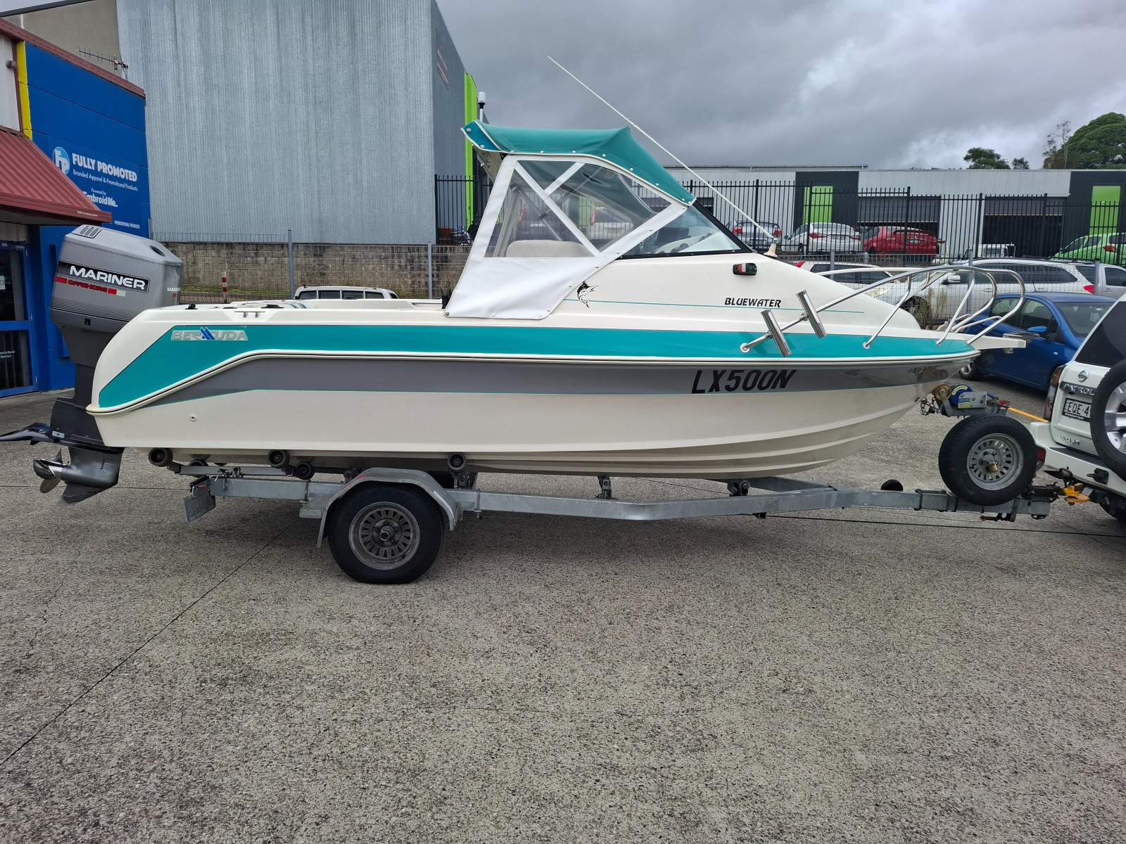 Bermuda Bluewater 560