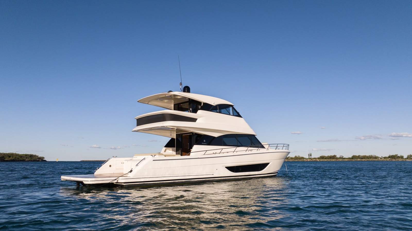 Maritimo M60 Cruising Motoryacht