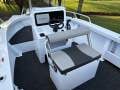 Makocraft 561 Canyon Console - 150hp Mercury - Drive Away Package