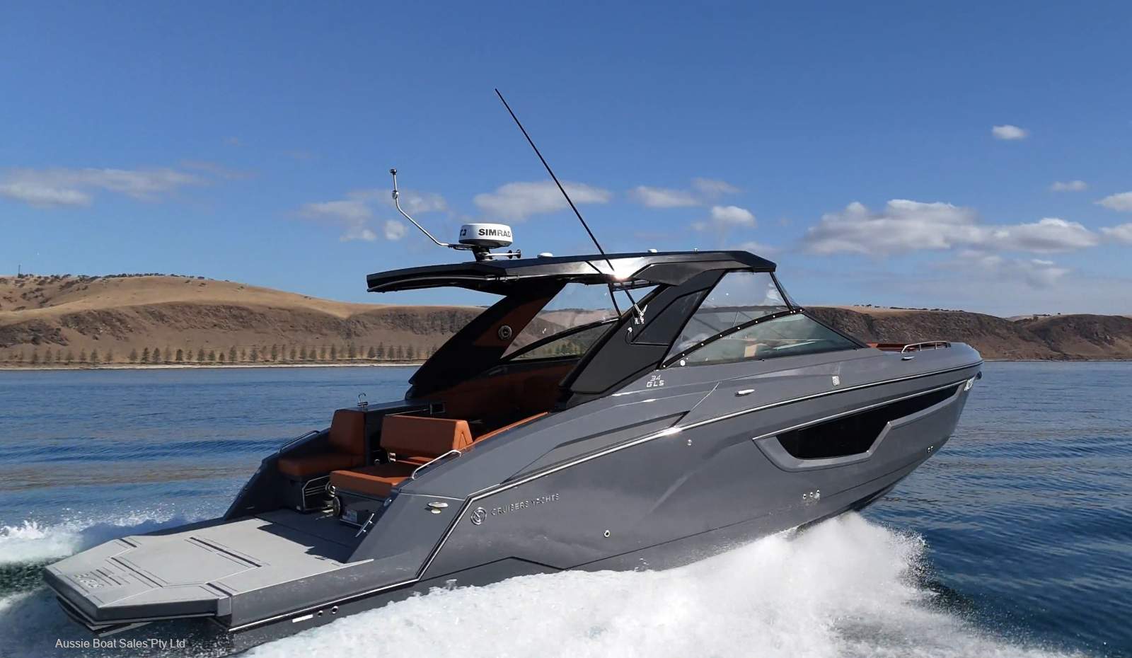 Cruisers Yachts 34 GLS Premium Bowrider