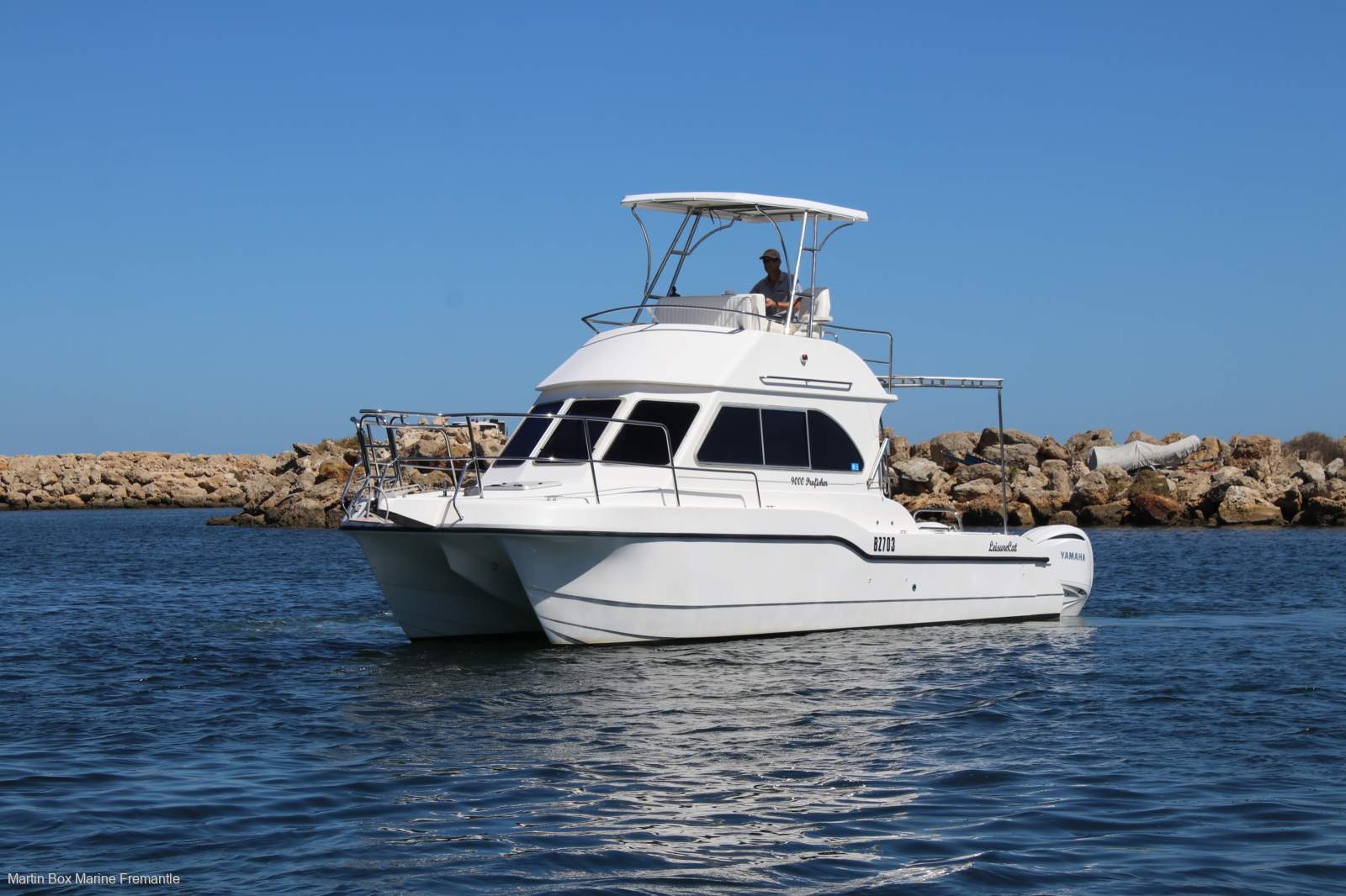 Leisurecat 9000 Profisher With Twin 2021 Yamaha 250Hp and Joystick Controls