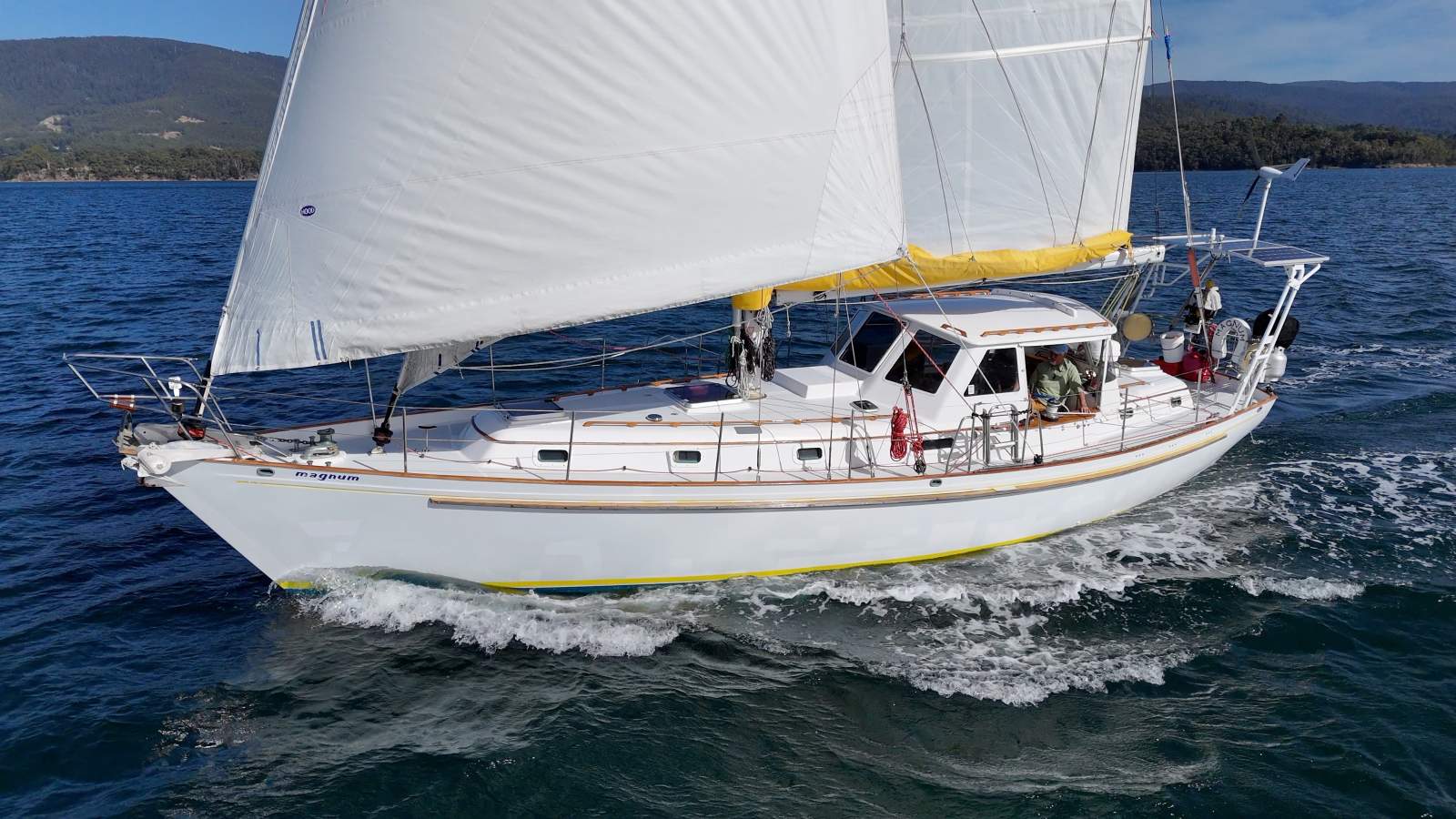 Kelly Peterson 44 SUPERBLY MAINTAINED/UPGRADED BLUEWATER CRUISER!