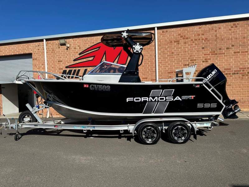 Formosa 595 SRT X Bowrider