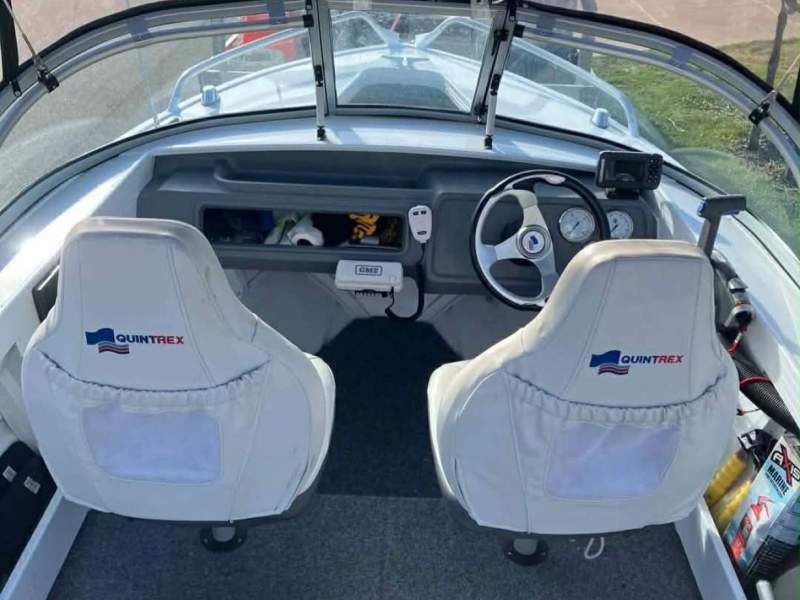 Quintrex 430 Fishabout 2018