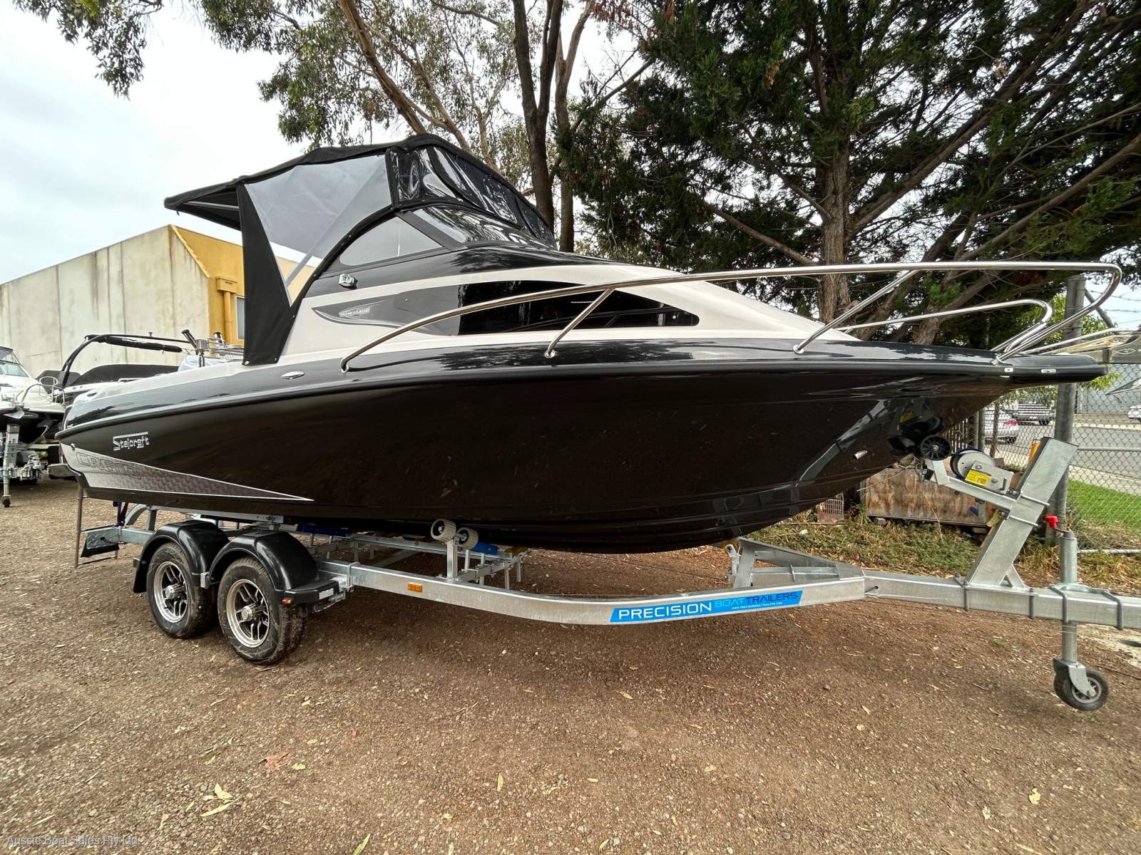 Stejcraft 610 Monaco Fisherman