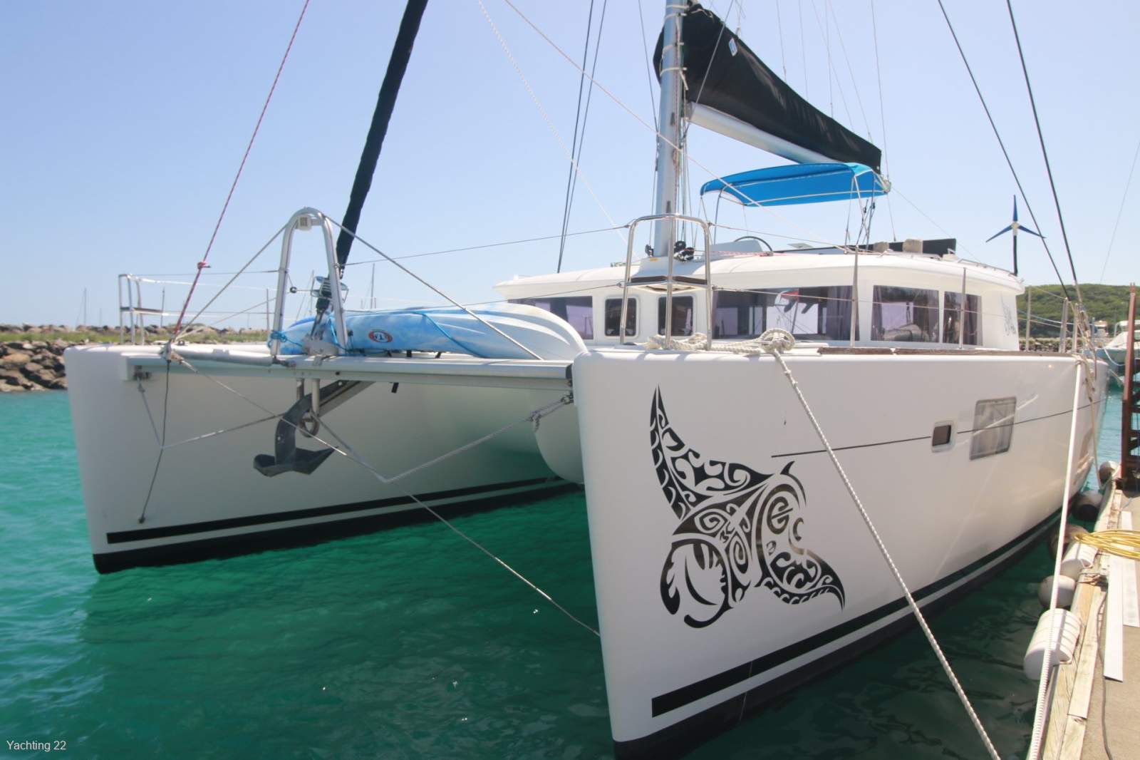Lagoon 450 Flybridge - Fully refitted