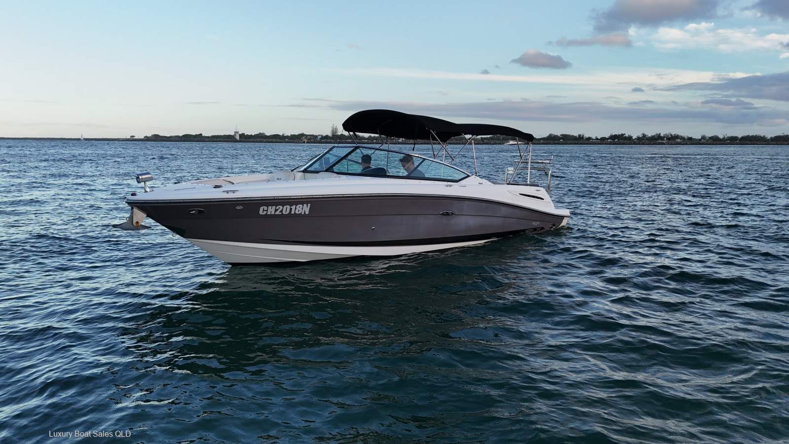 Sea Ray 270 SLX