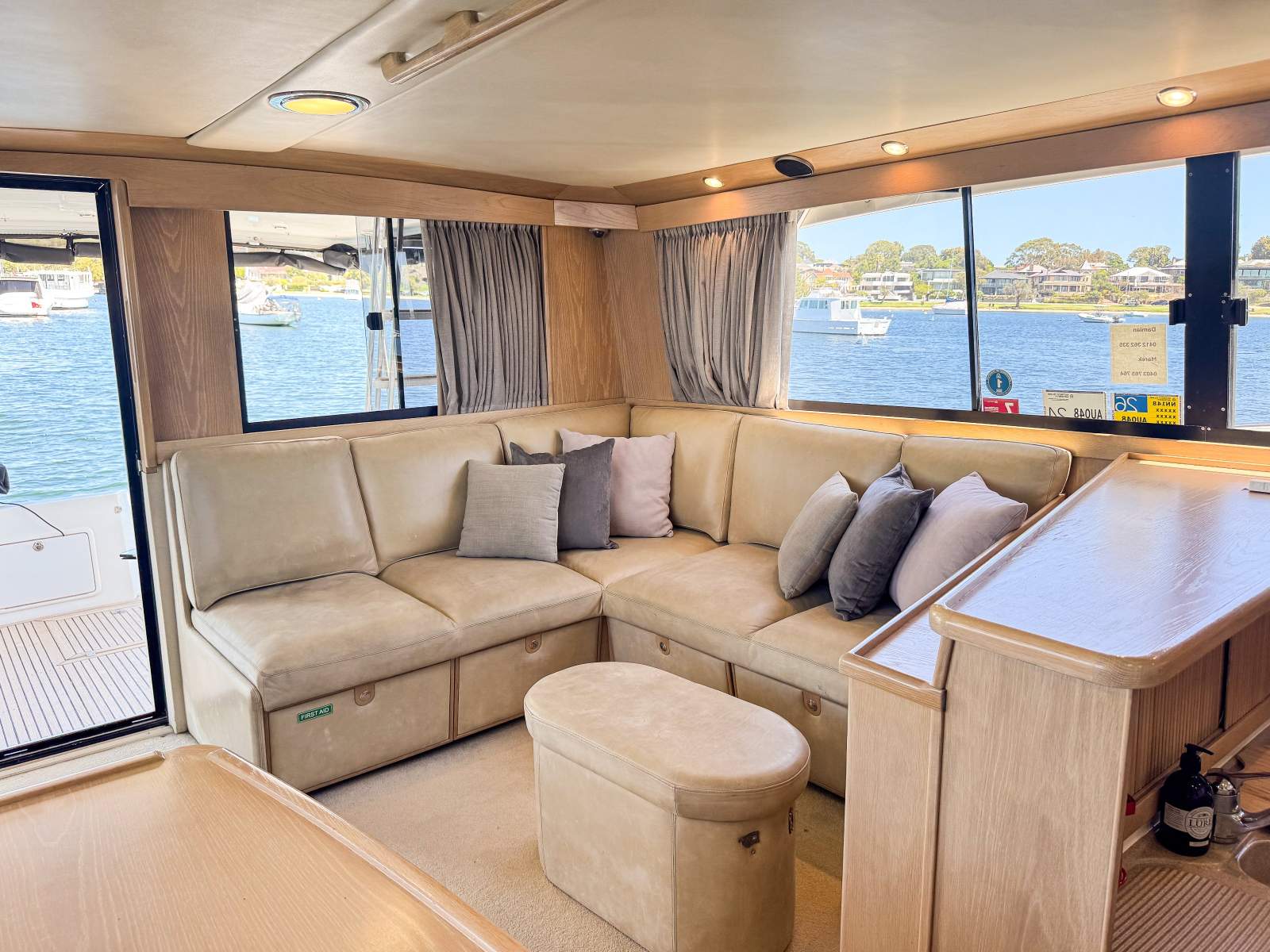 Riviera 48 Enclosed Flybridge For Sale | Oceaneer Marine