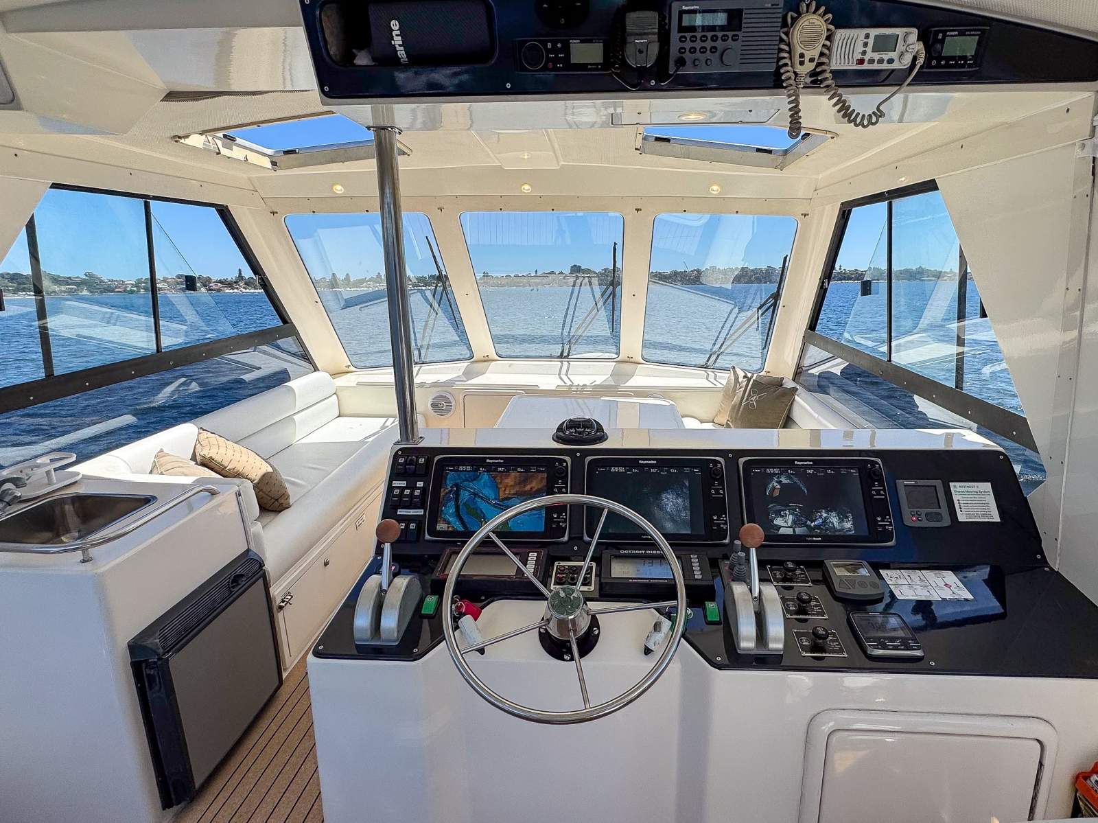 Riviera 48 Enclosed Flybridge For Sale | Oceaneer Marine