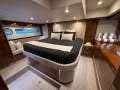 New Riviera 5400 Sport Yacht Platinum Edition