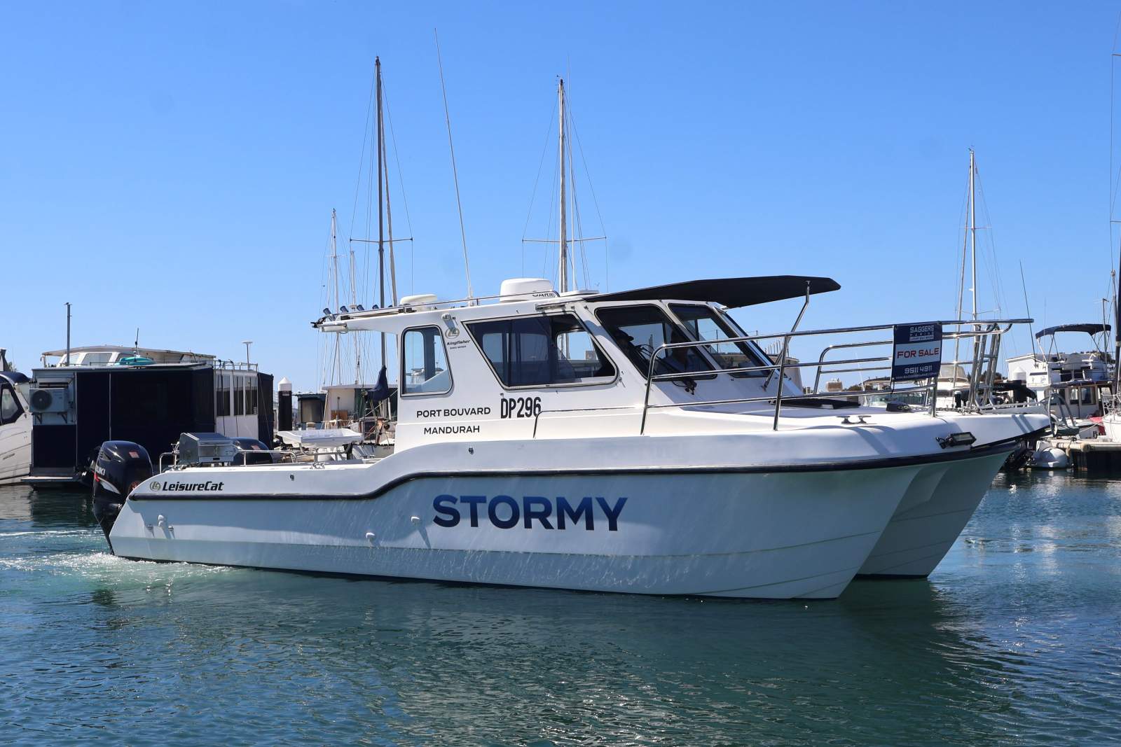 Leisurecat 9000 Kingfisher - Custom Wheelhouse, Twin 300hp Suzukis!