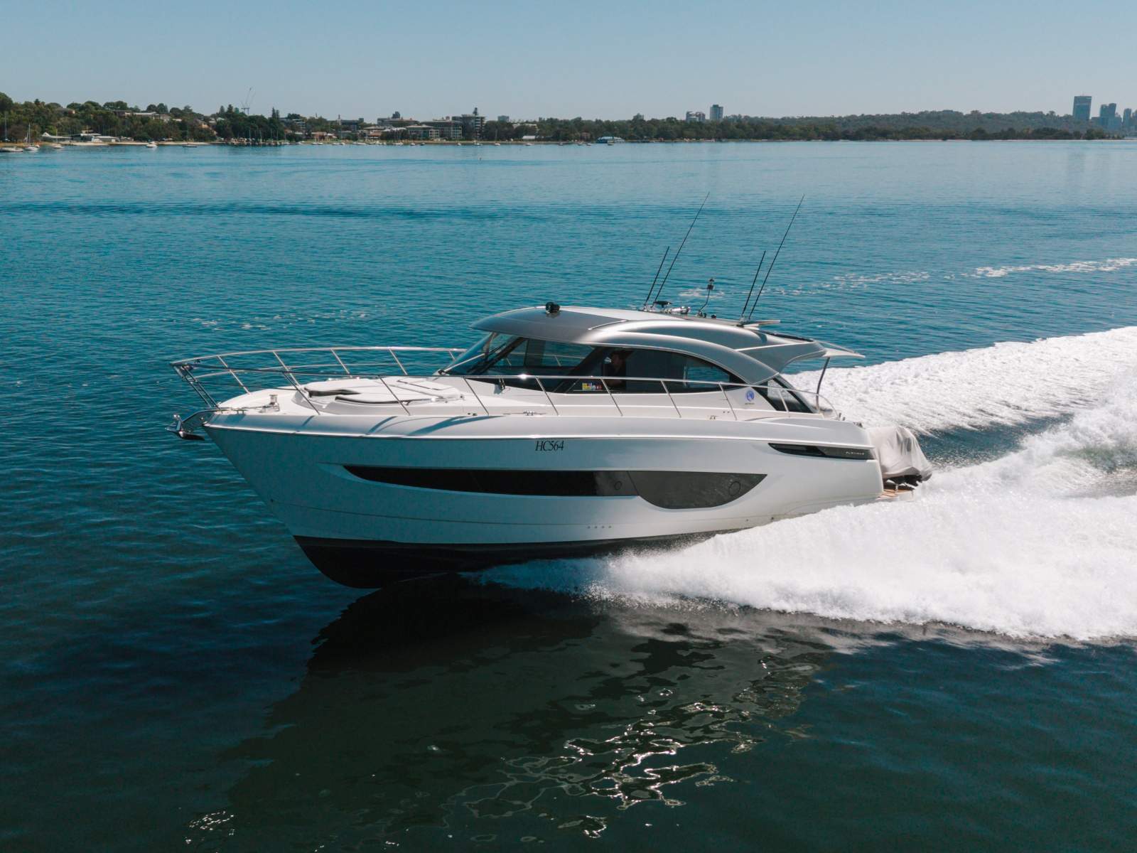 Riviera 4600 Sport Yacht Platinum Edition