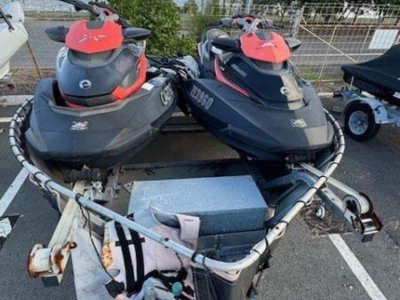 Sea-Doo RXT X 260 x 2 on Trailer - Unreserved