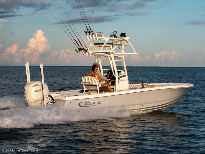 Robalo 246 Cayman SD