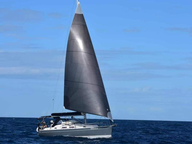 Hanse 370E