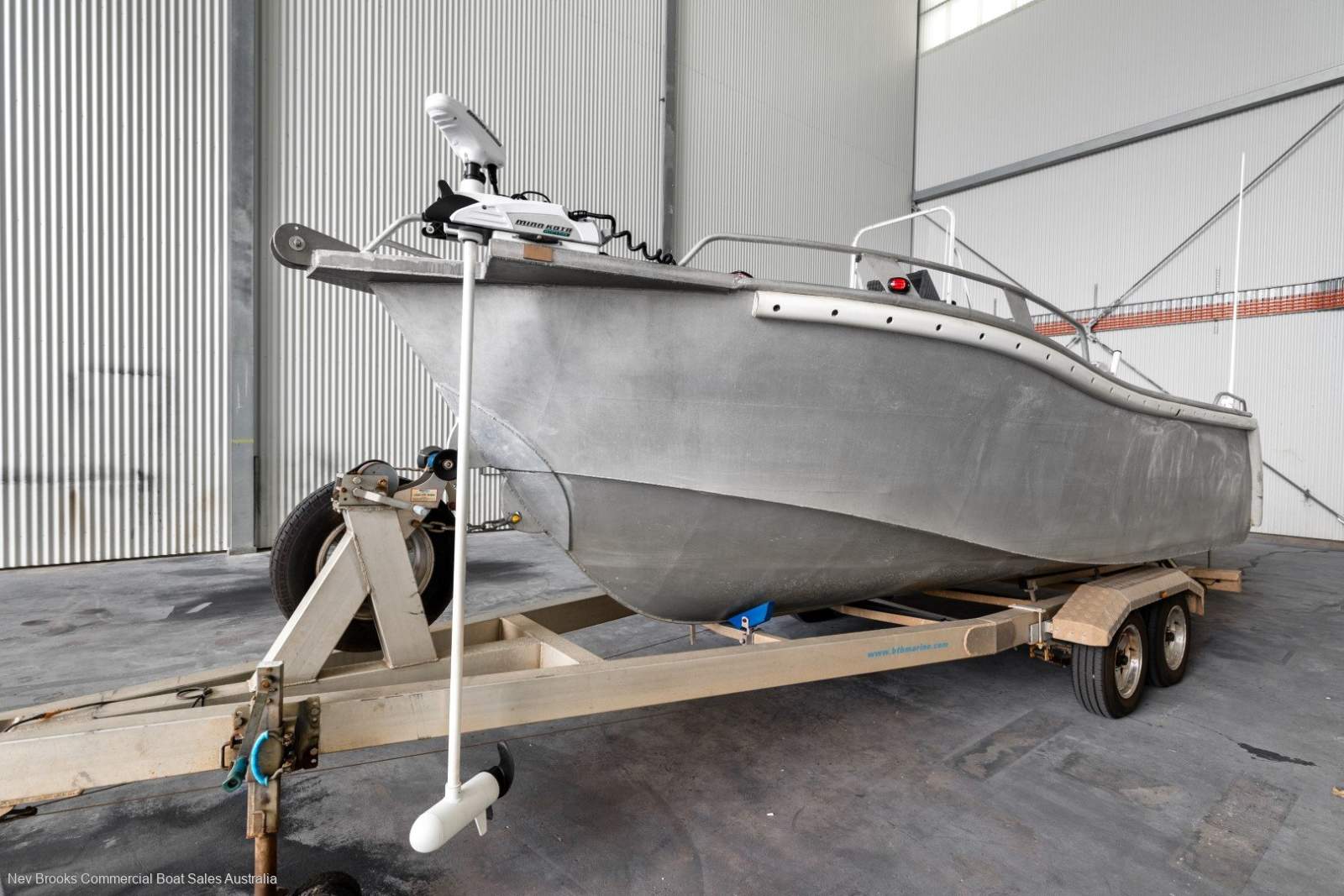 BtB 6.4m Commercial Centre Console