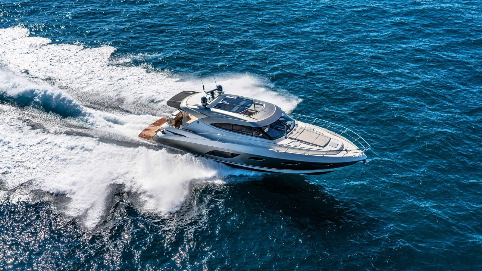Riviera 6000 Sport Yacht Platinum Edition 1/4 Syndicate Share