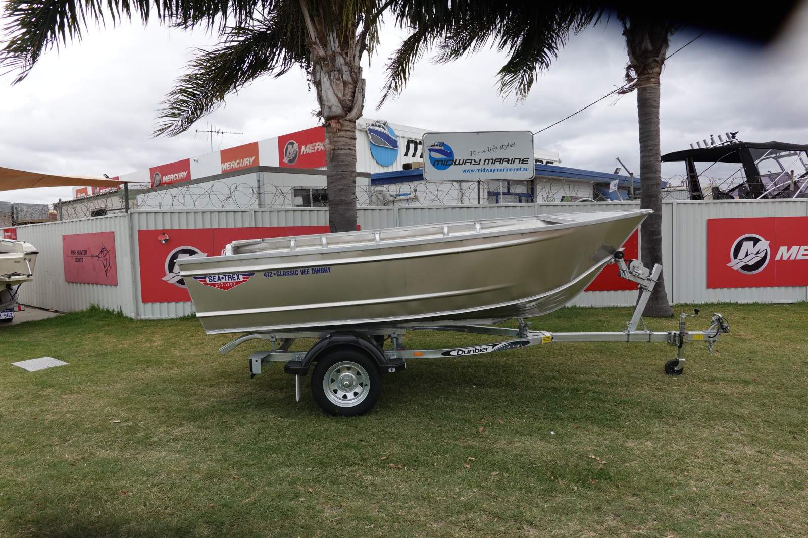 Sea-Trex 412 CLASSIC VEE DINGHY