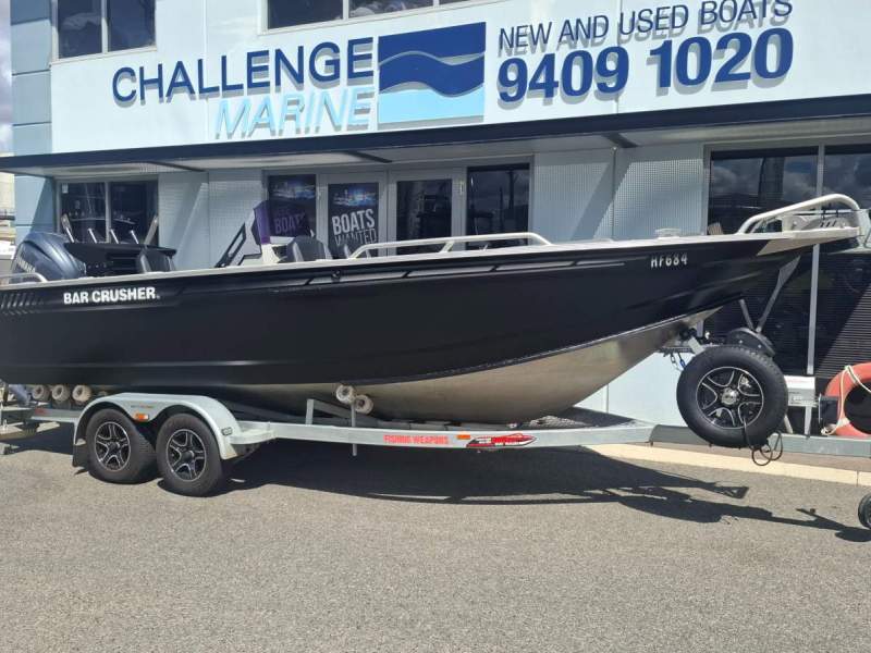 Bar Crusher 670XSR Purchased New in 2025 : Yamaha 200HP (86 Hours)