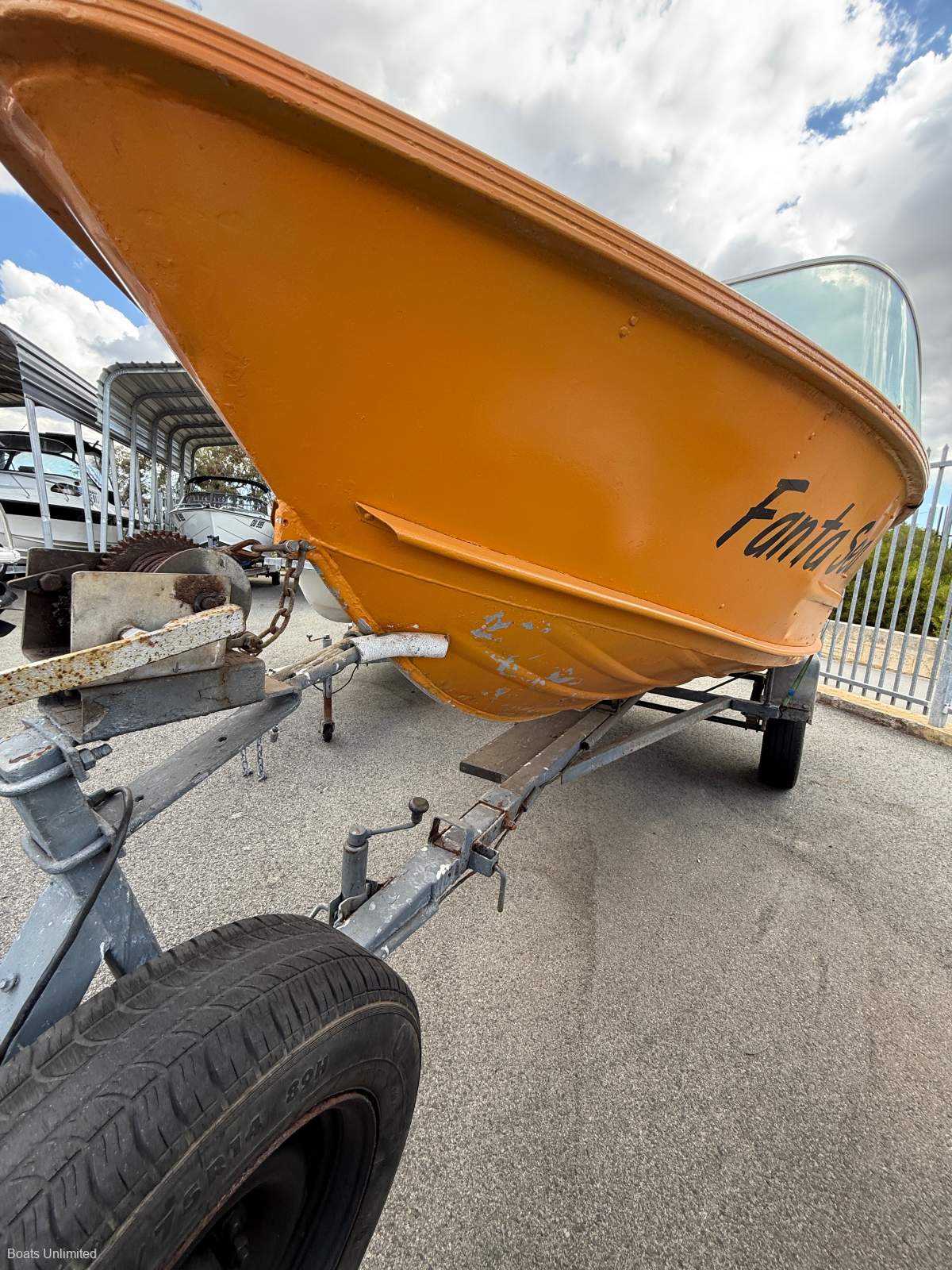 Custom 4.8 M TINNY PROJECT STYLE INTERIOR