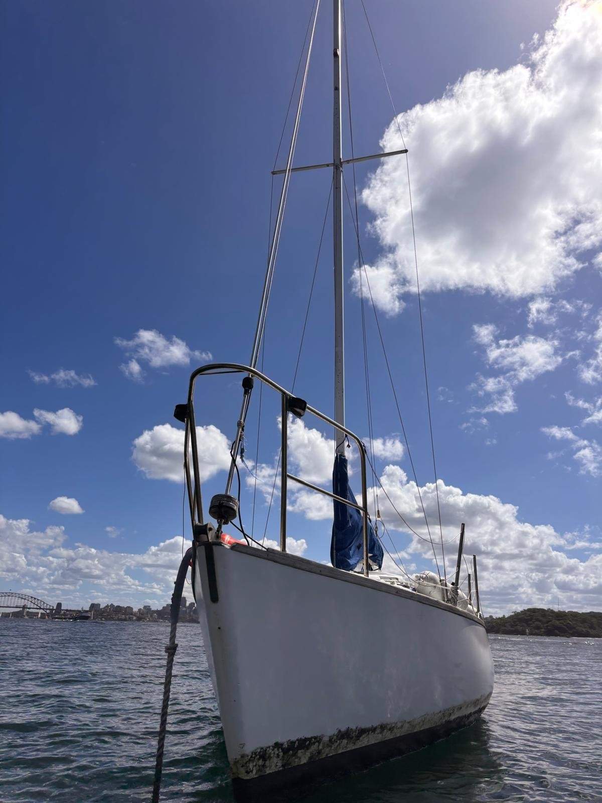 Halvorsen & Gowland 22 foot Yacht with Mercury engine