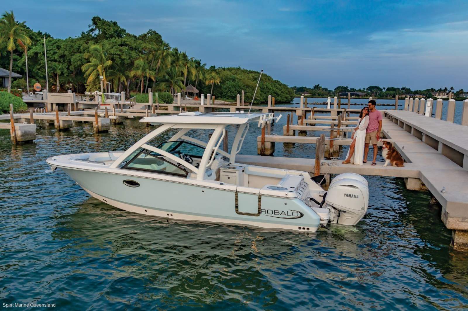 Robalo R257 Dual Console
