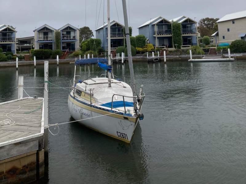 Hutton 24 Swing keel yacht