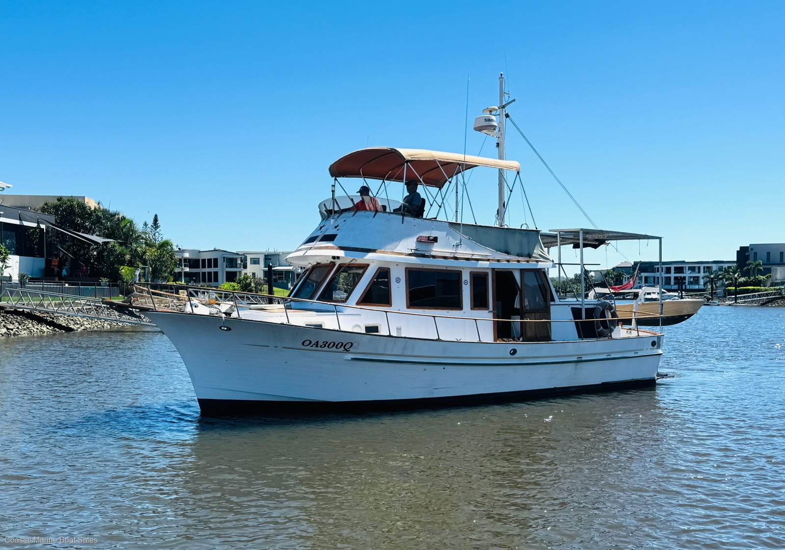Lycrest 37 Flybridge