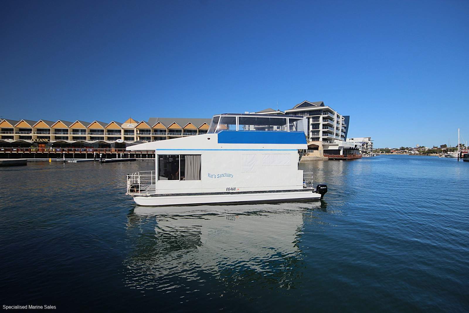 Custom 10.5 m House Boat