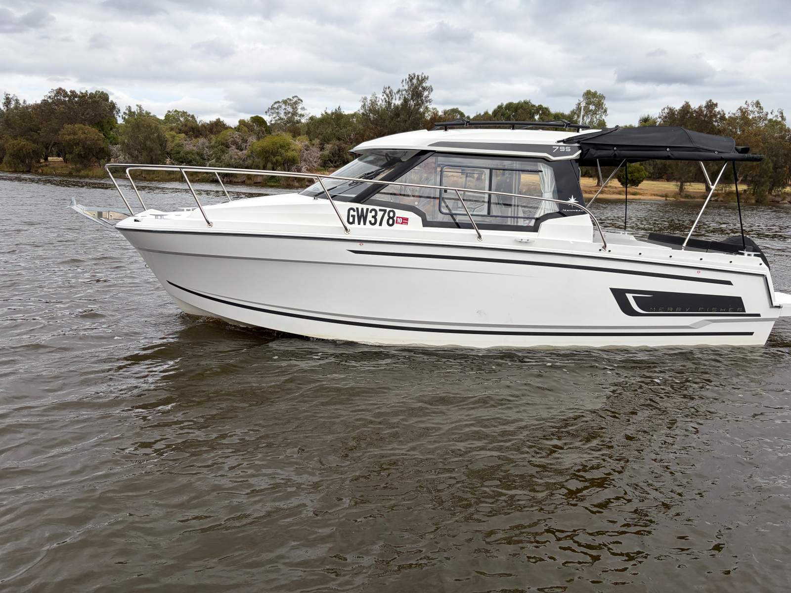 Jeanneau Merry Fisher 795