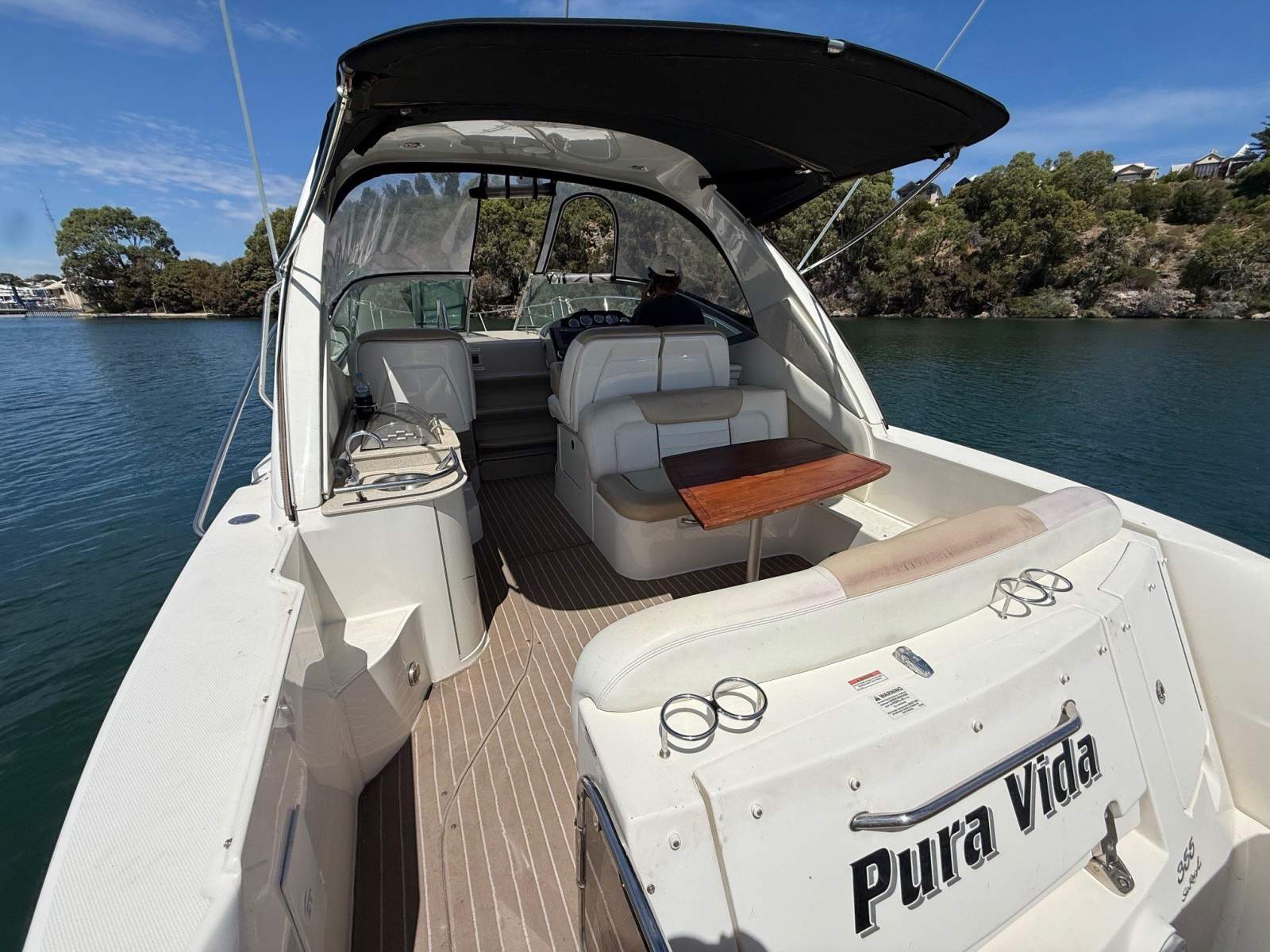 Sea Ray 355 Sundancer