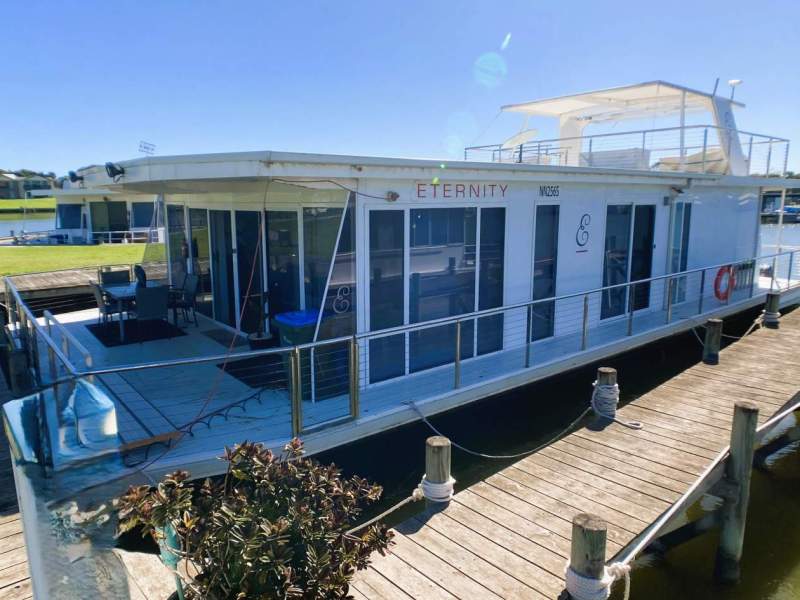 "Eternity" 2021 Dual Deck 3 x Bed 2 x Bath H/Boat.