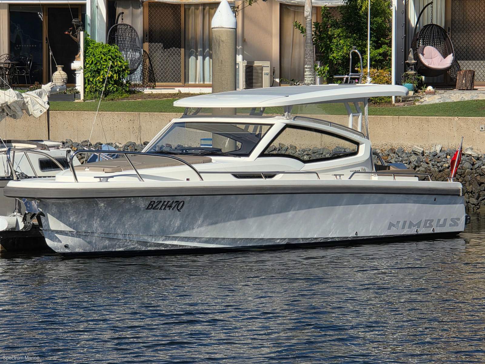 Nimbus W9 As new 2023 Nimbus Weekender 9 with low hours