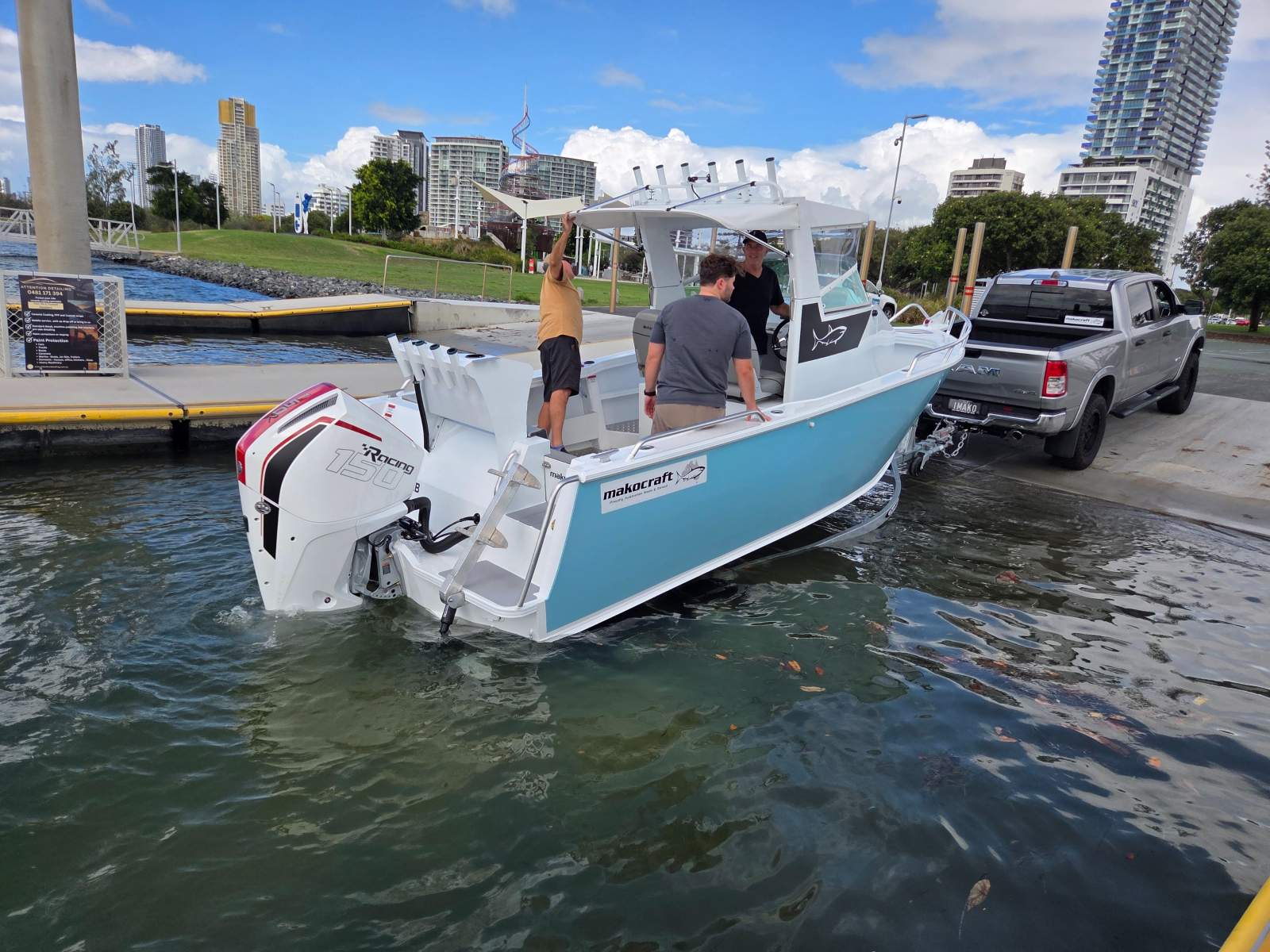 New Makocraft 631 Island Cab HT Makocraft 631 Island Cab