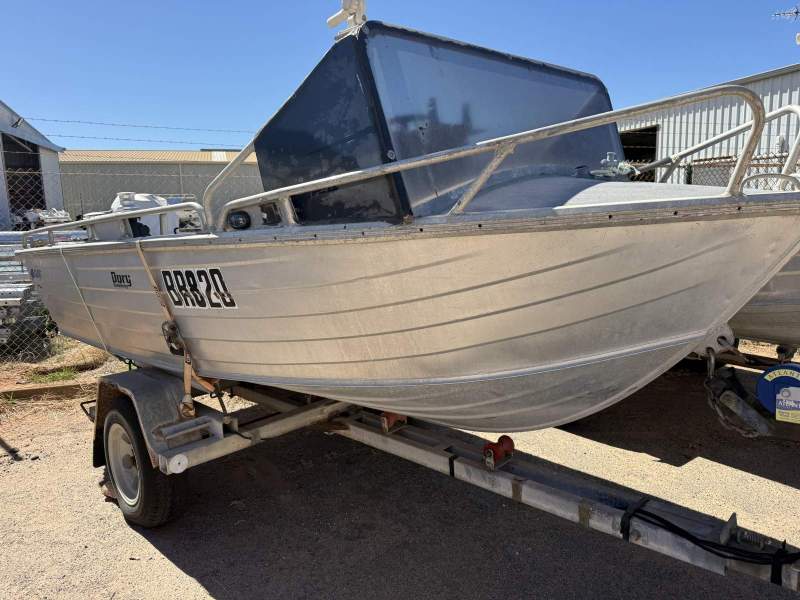 Quintrex 420 Dory Wide Body