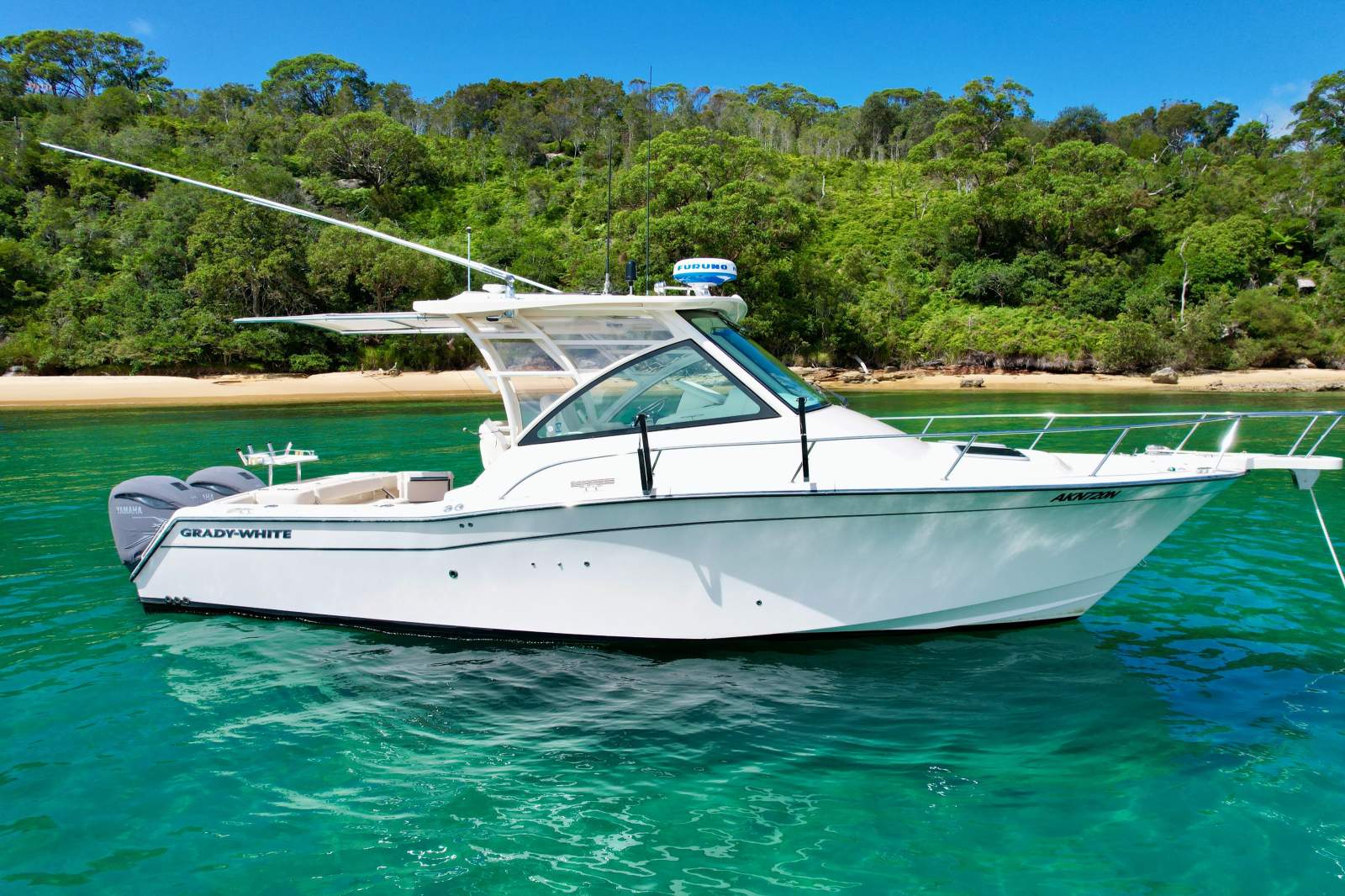 Grady-White Express 330