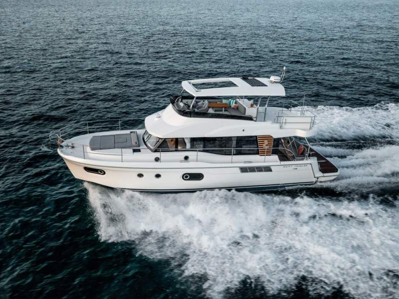 Beneteau Swift Trawler 48 Flybridge