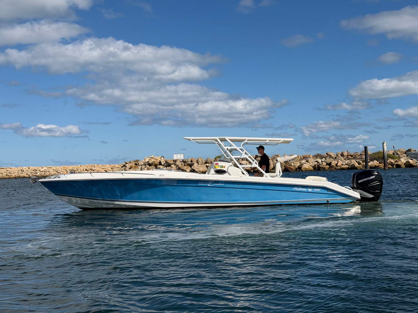 Al Dhaen 360 SF Wavebreaker