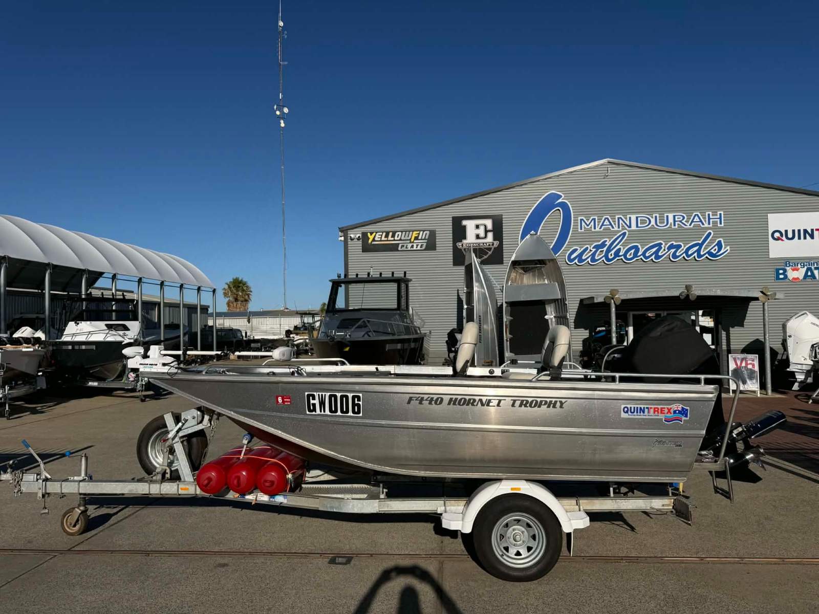 Quintrex F440 Hornet Trophy