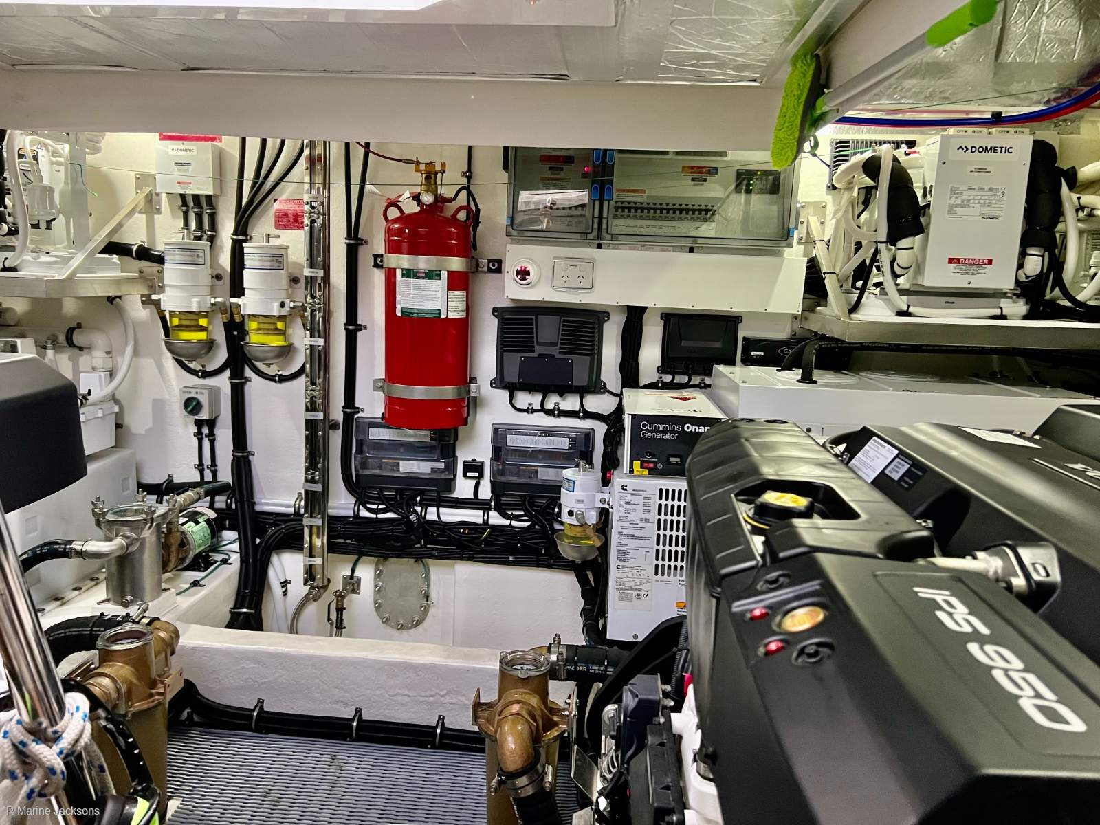  Riviera 50 Sports Motor Yacht Boat Brokers of Tasmania