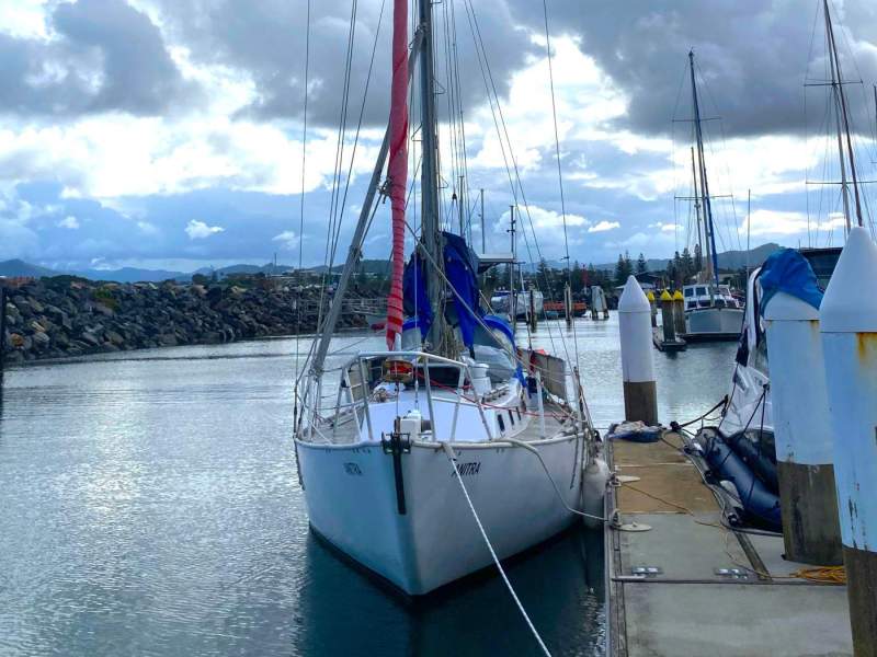 Seabreeze 35 Cruising Yacht (Full Keel)