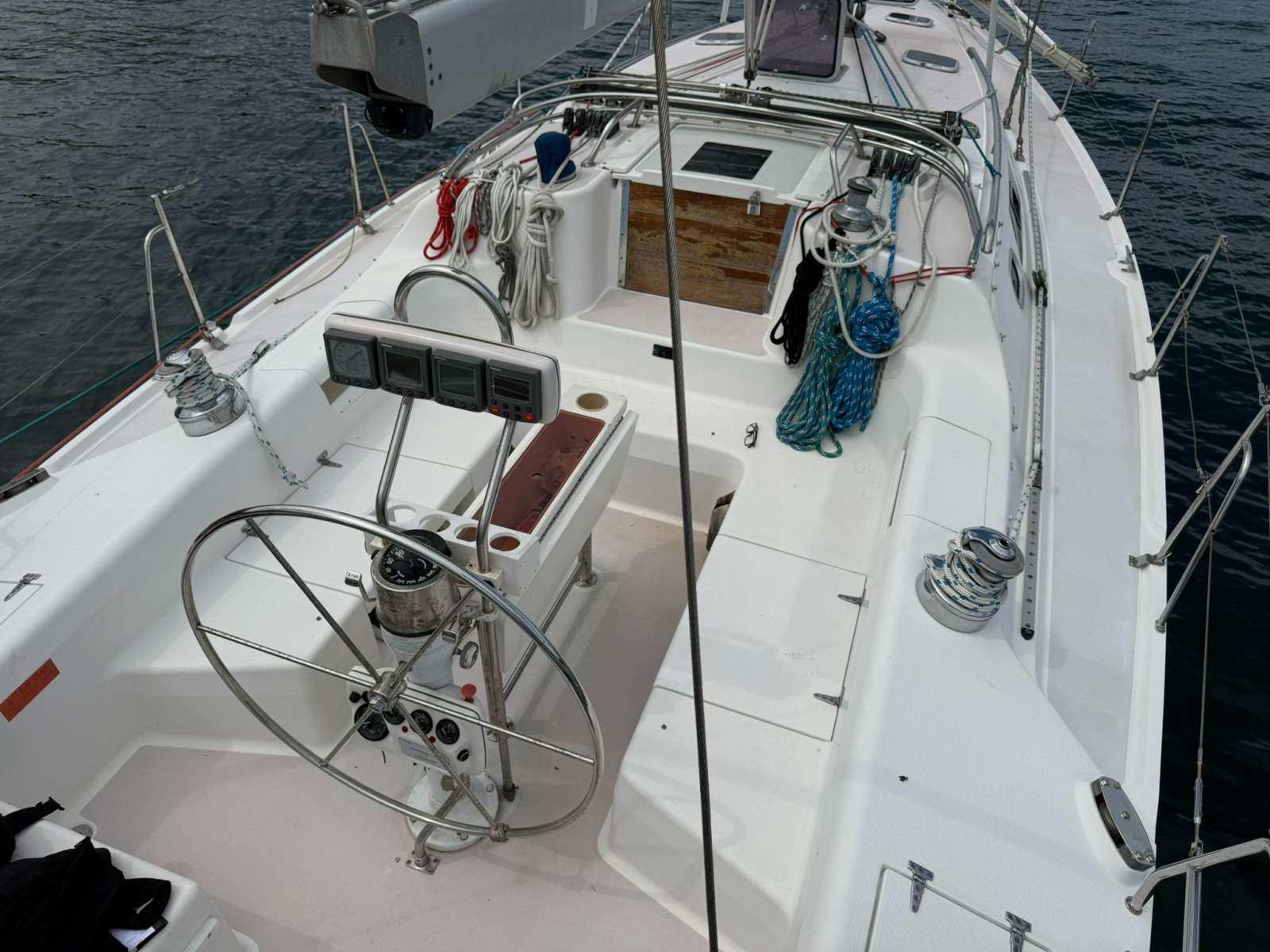Catalina 380