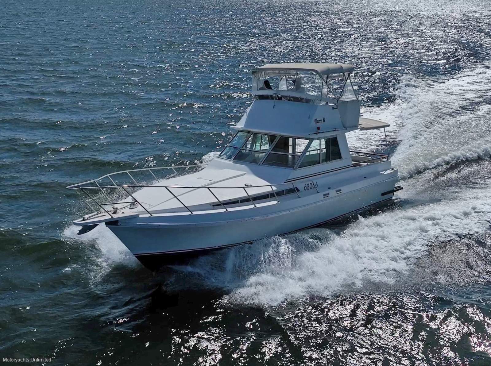 Thomascraft 35 Flybridge with full recent engine rebuild