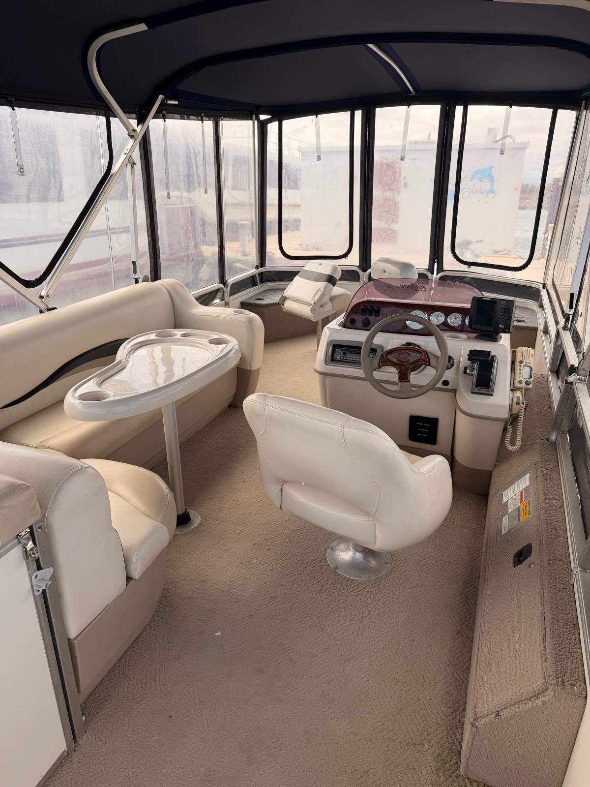 Sun Tracker Fishing Barge 21