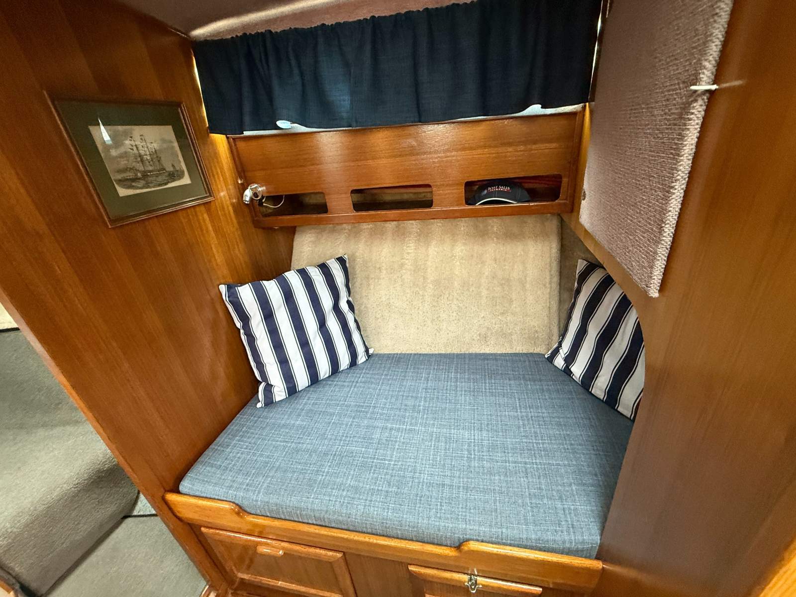 Seafarer 34 Flybridge Cruiser Sarie Marais