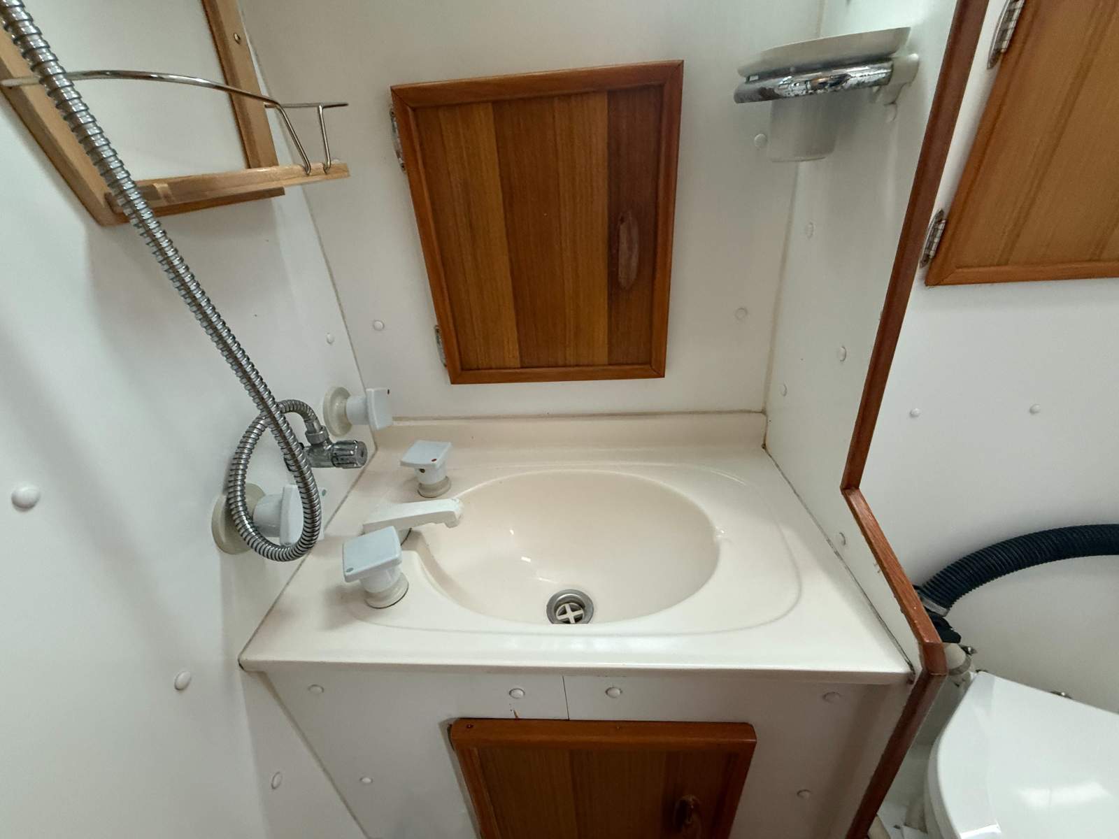 Seafarer 34 Flybridge Cruiser Sarie Marais